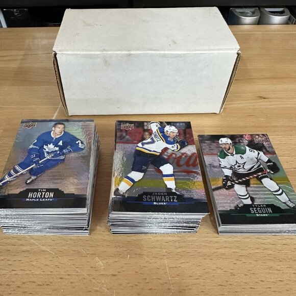 2020-21 2020/2021 Tim Hortons Hockey FULL BASE CARD COMPLETE SET ALL 125 Cards - Picture 1 of 2